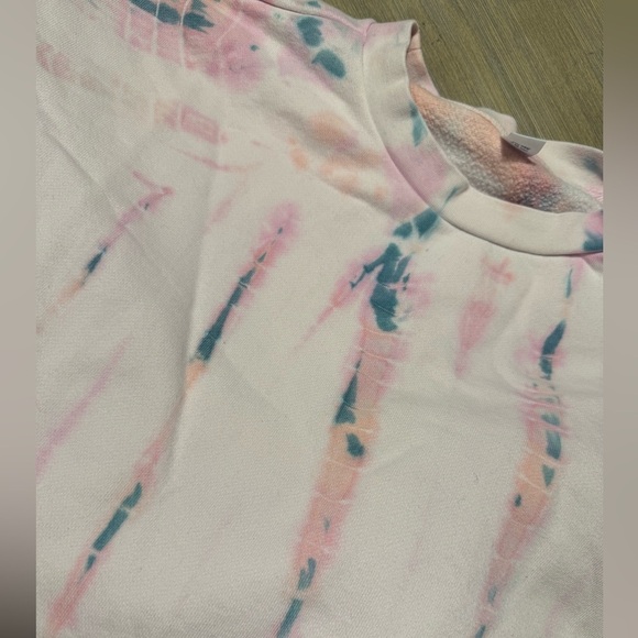 OLD NAVY TYE DYE PINK/BLUE WOMENS CROPPED SWEATER | Size XL - Picture 3 of 6